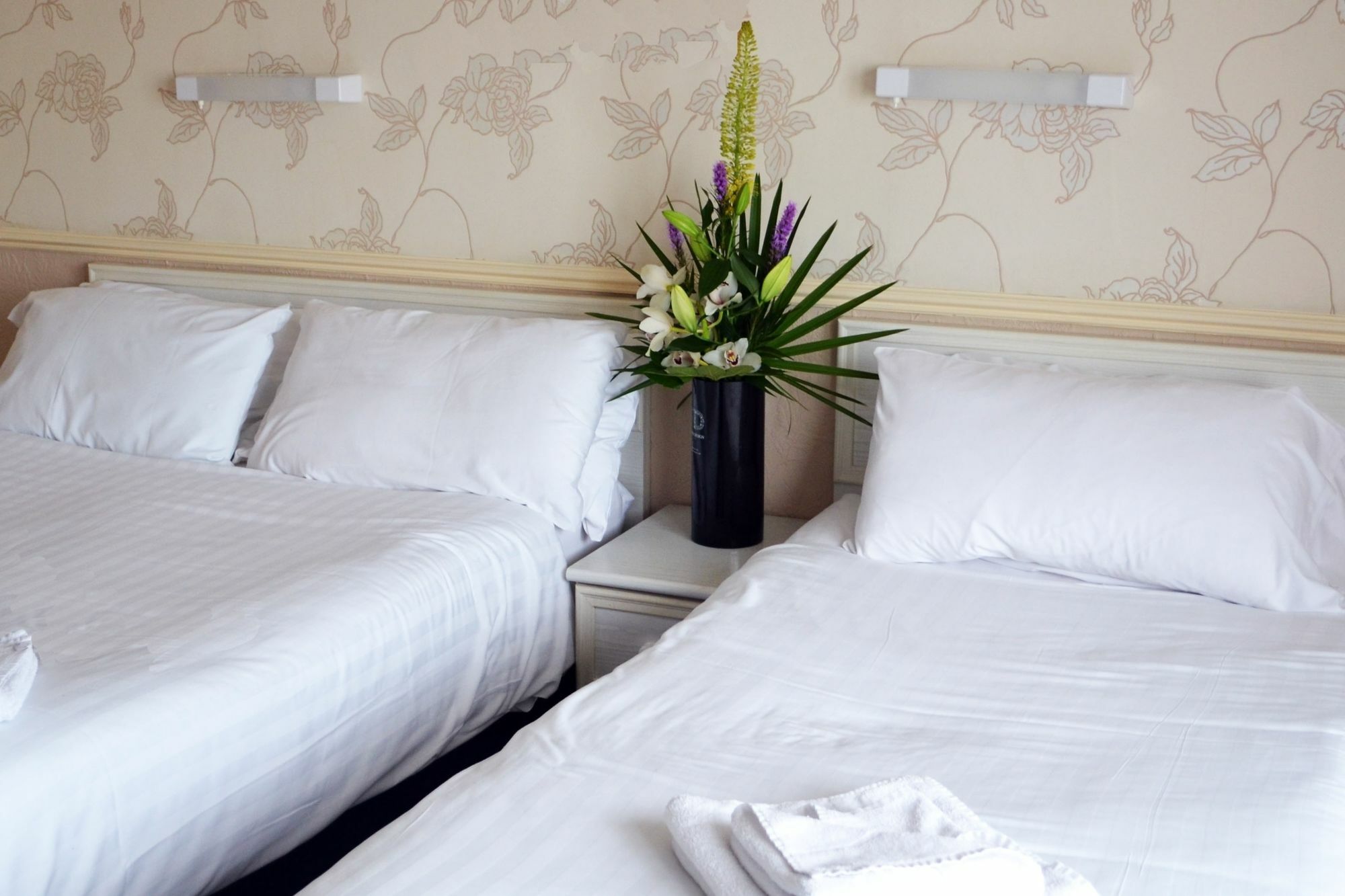 Lyndene Hotel Blackpool Buitenkant foto